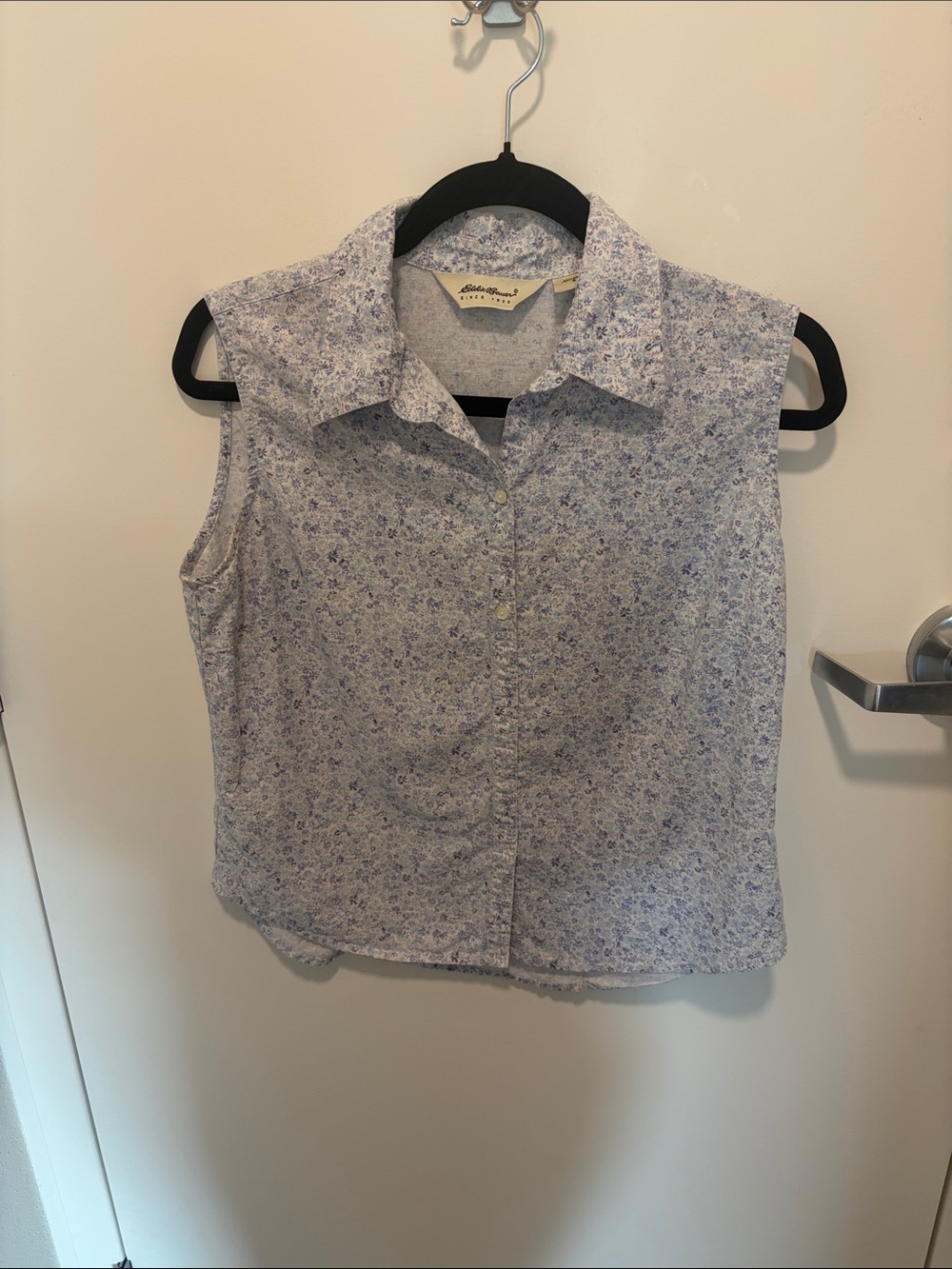 Authentic Vintage Eddie Bauer Sleeveless Floral Button-Down